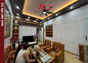 Cải tạo thi công ốp nhựa phòng khách tại Long Biên