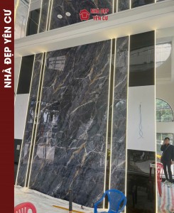 Thi công tấm than tre giả đá kết hợp trần gương than tre tại Ninh Hiệp