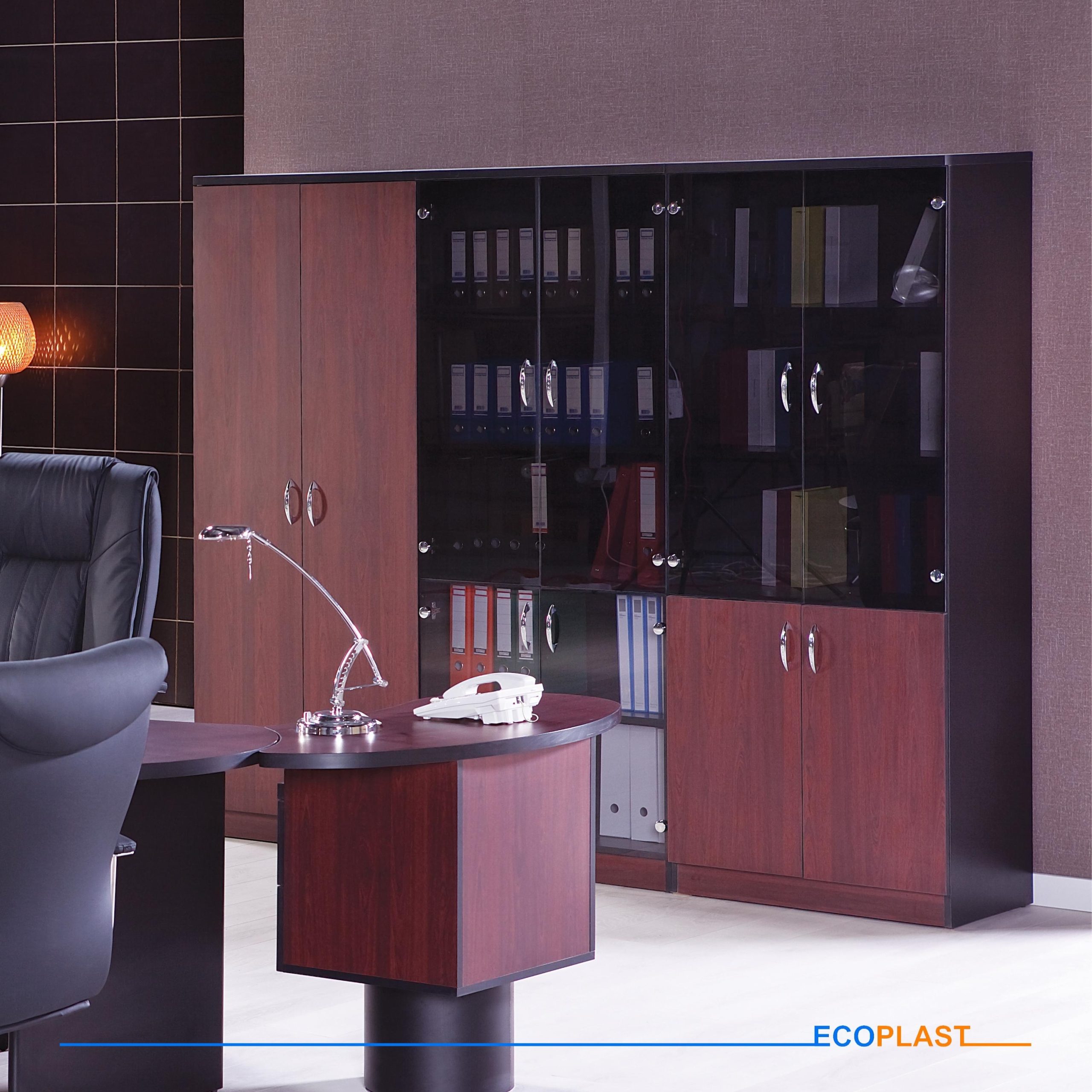 ke do cua giam doc scaled